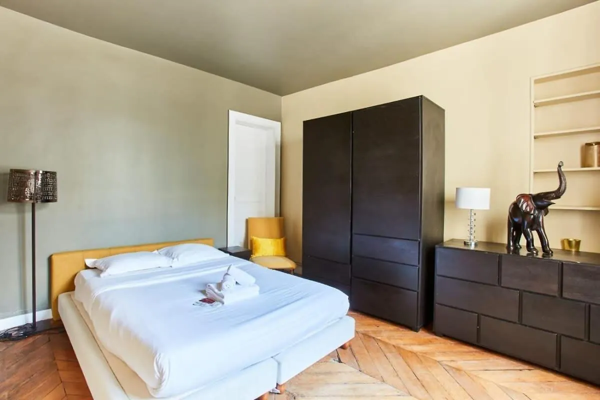 2Br Palais Garnier & Place Vendome - Cityapartmentstay Párizs