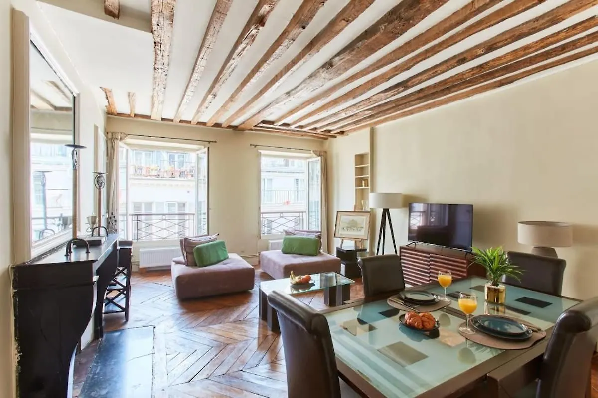 2Br Palais Garnier & Place Vendome - Cityapartmentstay Paris France