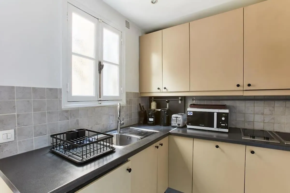 2Br Palais Garnier & Place Vendome - Cityapartmentstay Paris
